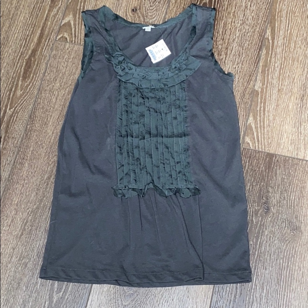 NWT! J Crew gray sleeveless top with ruffle detail